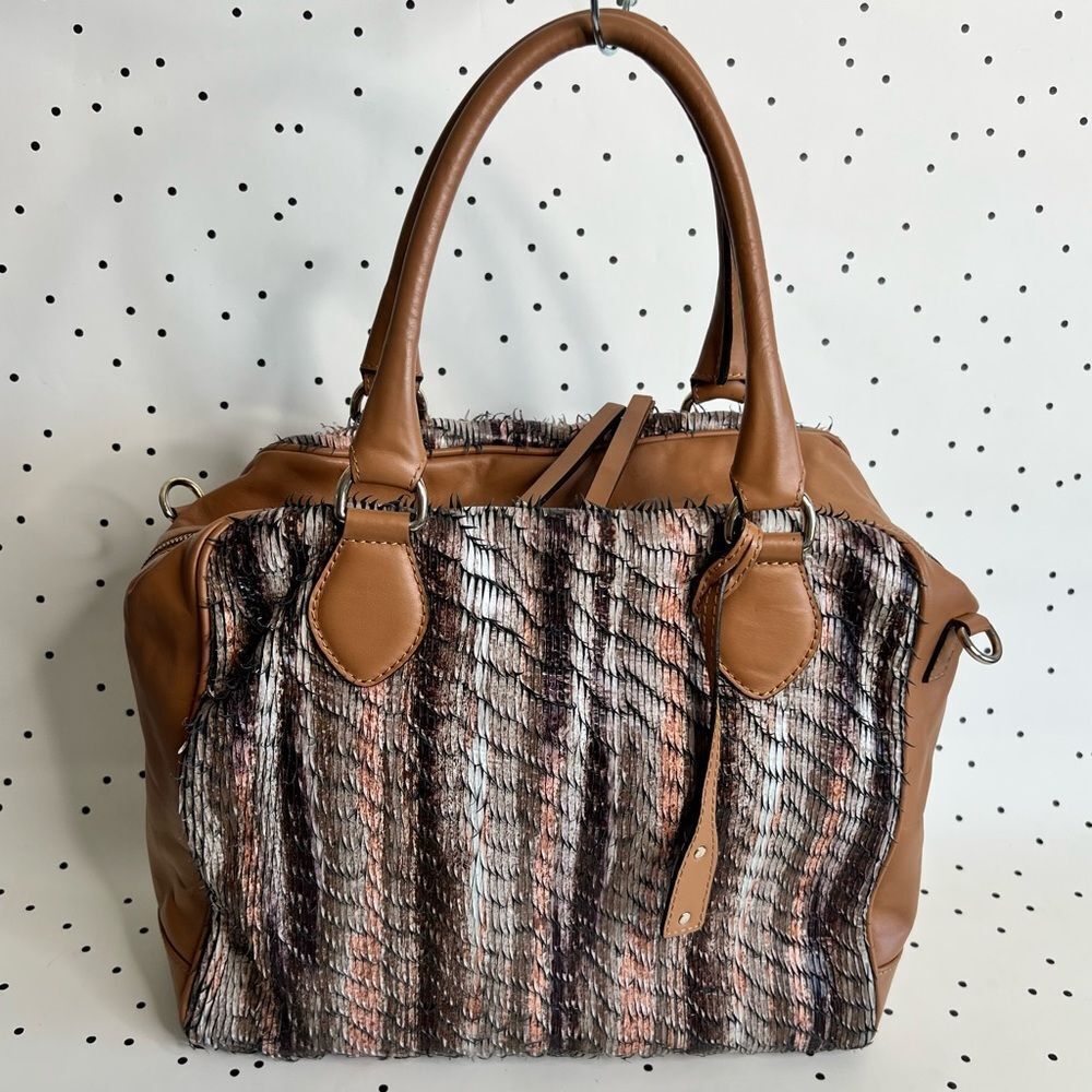 🤎ABRO🤎beautiful leather bag purse tassel front and back texture brown like new
